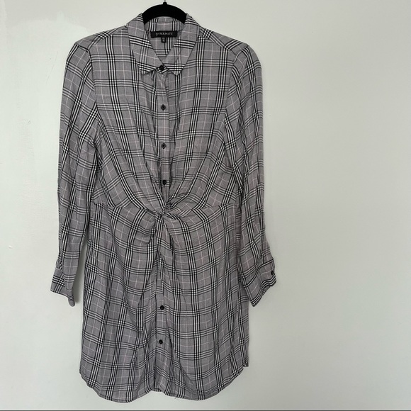 Dynamite plaid dress - Picture 1 of 5